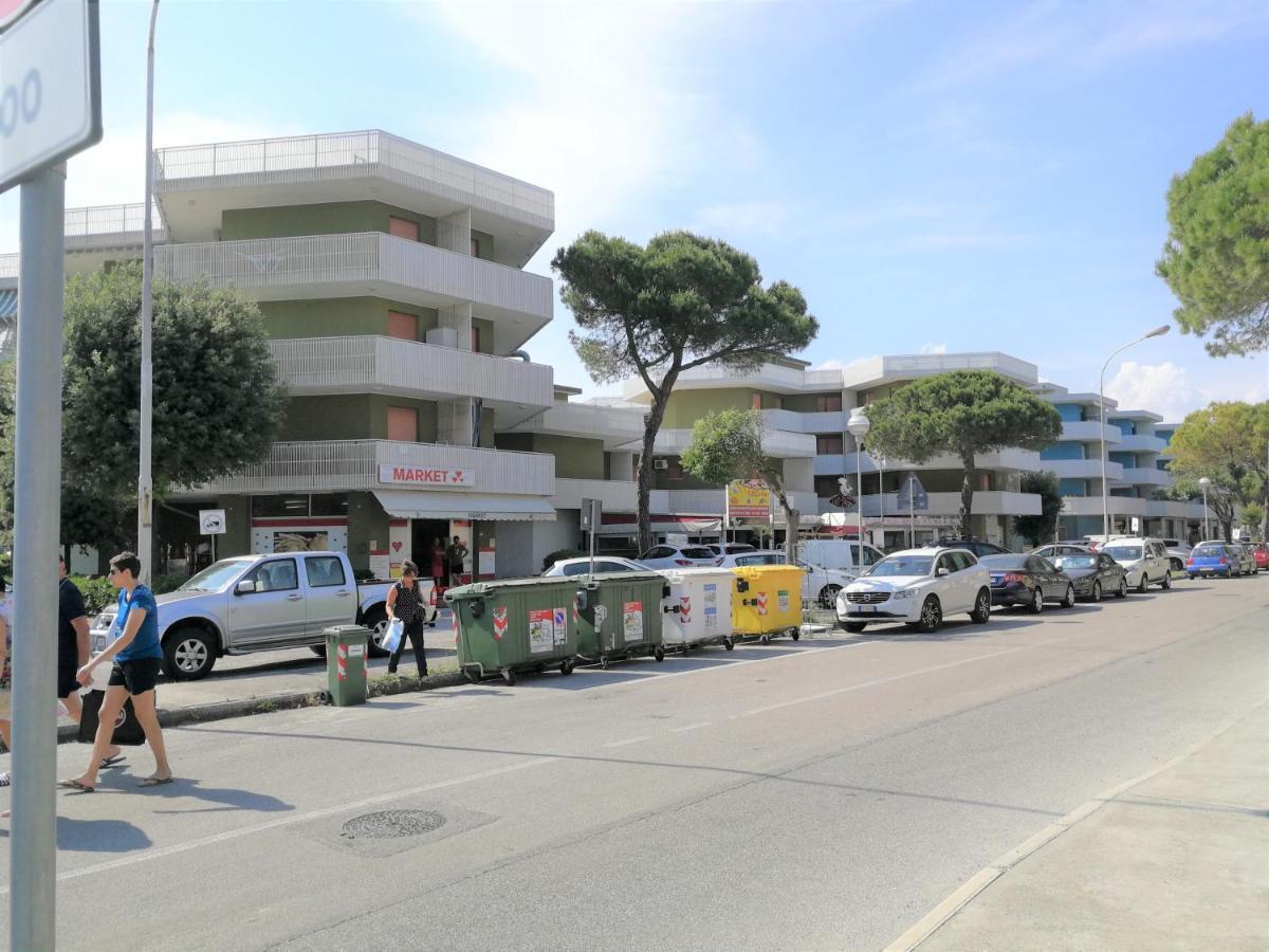 Condominio Moschettieri Monolocale Bibione Exteriér fotografie